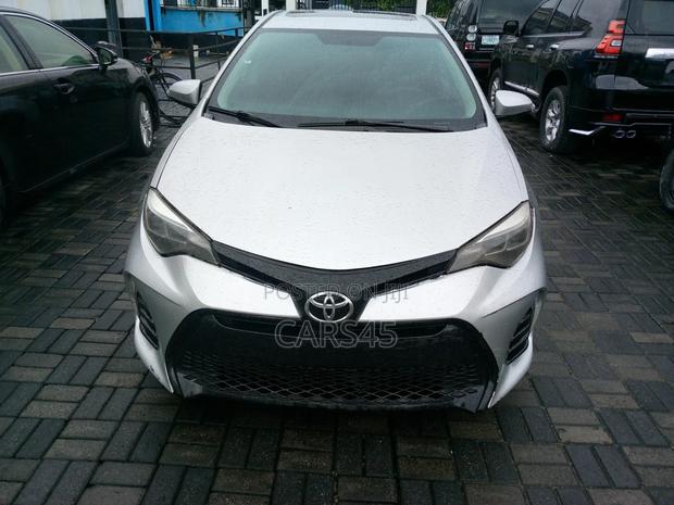 Toyota Corolla 2016 Silver