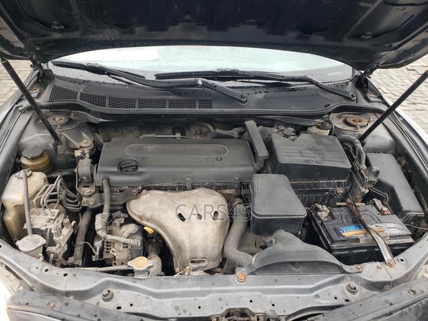 Toyota Camry 2009 Gray
