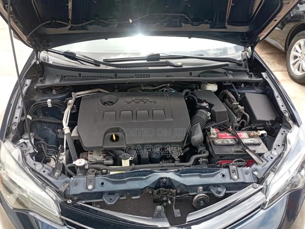 Toyota Corolla 2019 Blue