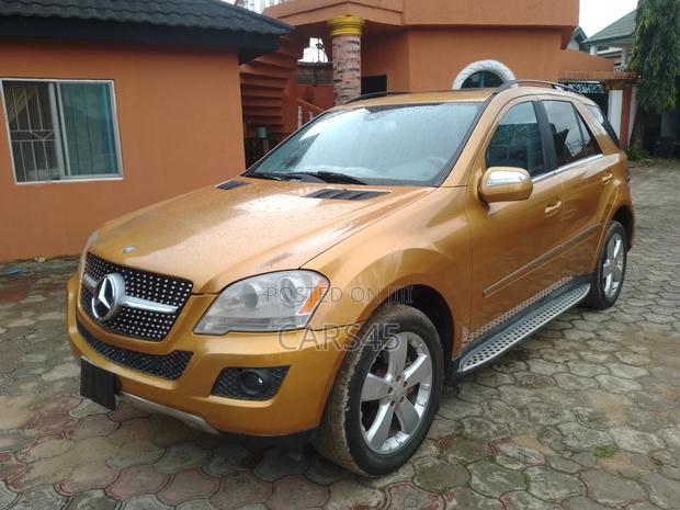 Mercedes-Benz M Class 2010 Gold