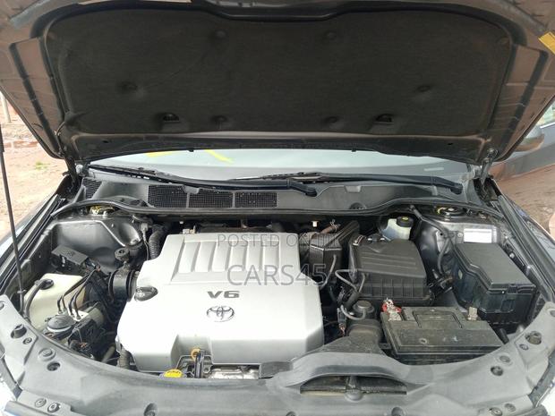 Toyota Venza 2010 Gray