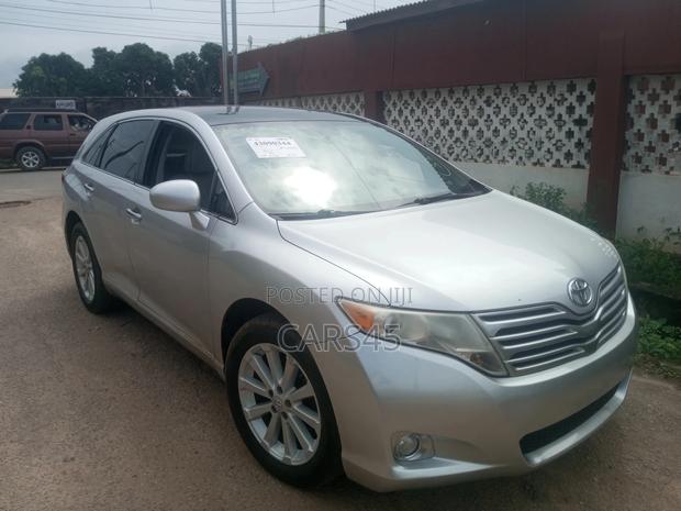 Toyota Venza XLE 2012 Silver