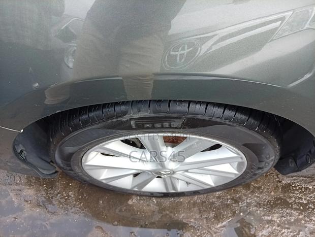 Toyota Camry 2014 Green