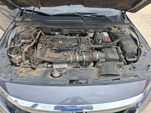 Honda Accord 2019 Gray