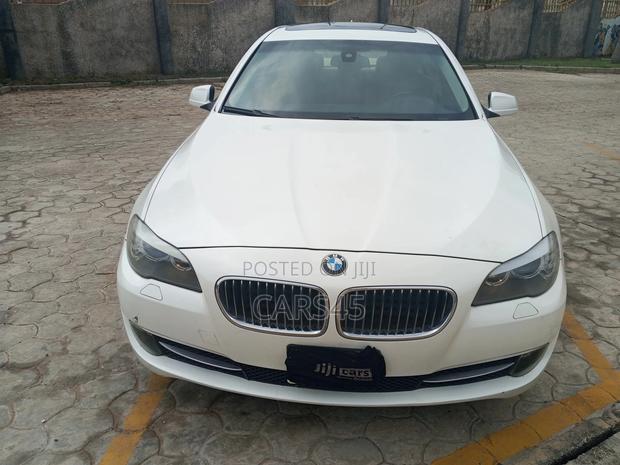 BMW 528i 2011 White