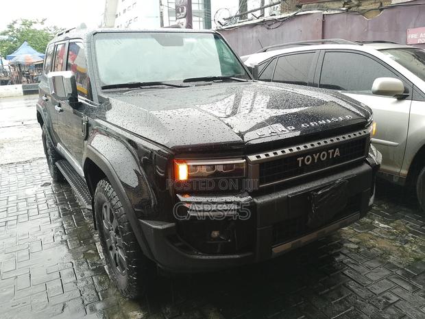 Toyota Land Cruiser Prado 2024 Black