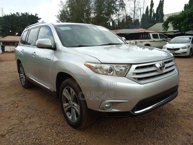 Toyota Highlander 2012 Silver