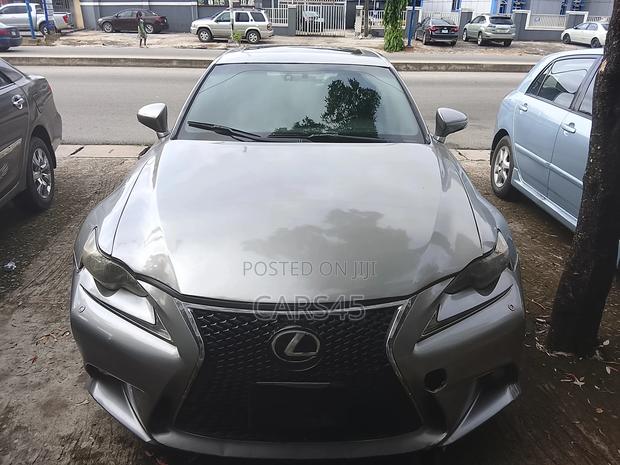 Lexus IS 200t 2016 Gray