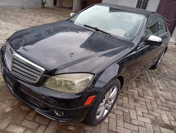 Mercedes-Benz C300 2008 Black
