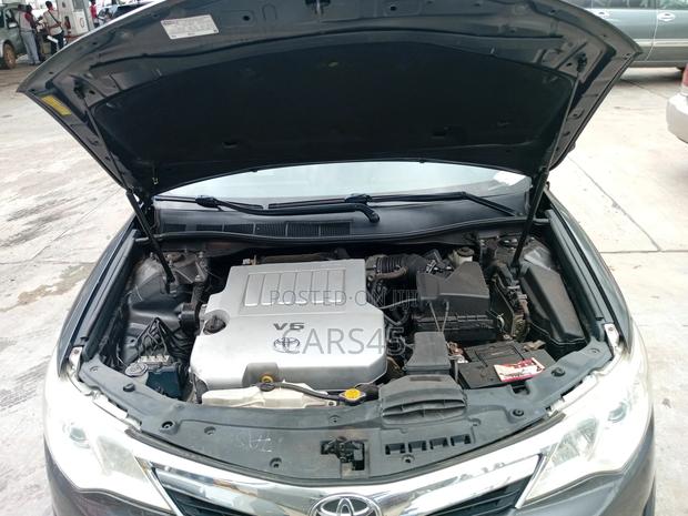 Toyota Camry 2012 Gray