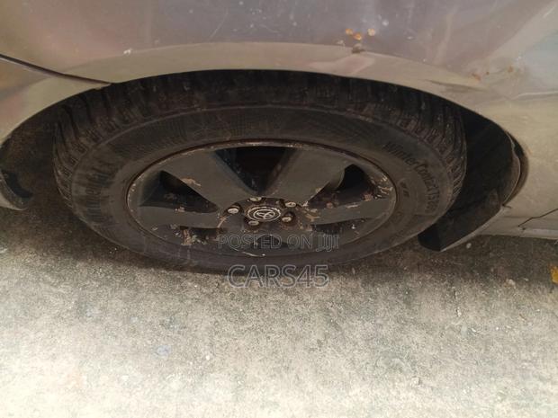 Toyota Corolla Sedan Automatic 2004 Gray