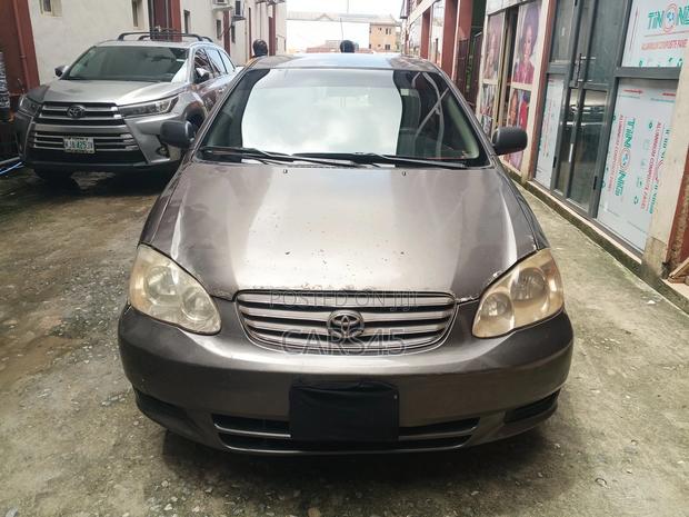 Toyota Corolla Sedan Automatic 2004 Gray