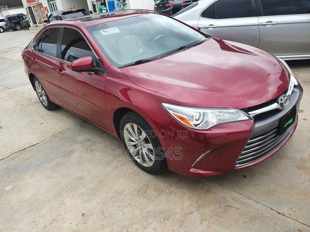 Toyota Camry 2015 Red