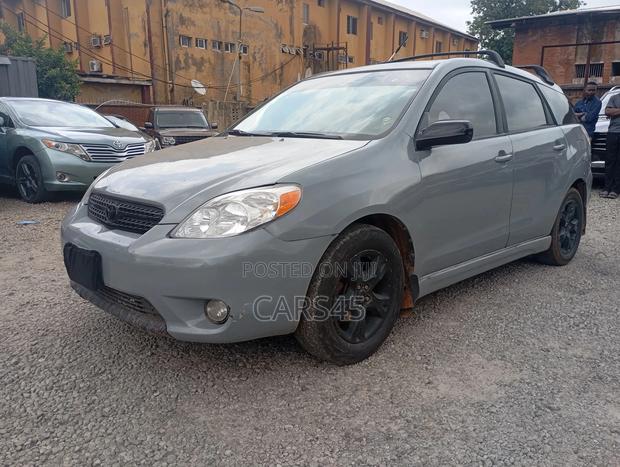 Toyota Matrix 2006 Gray
