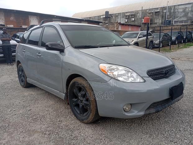 Toyota Matrix 2006 Gray