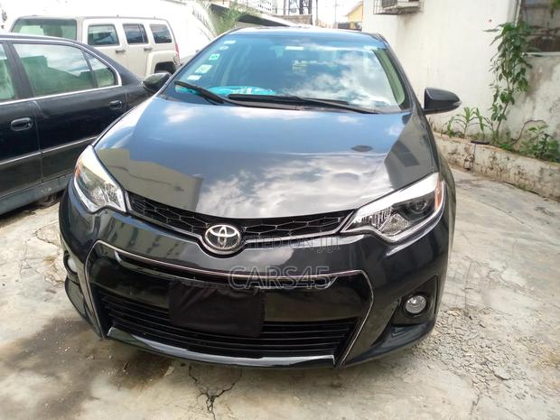 Toyota Corolla 2014 Black