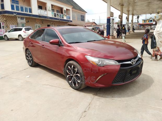 Toyota Camry 2015 Red