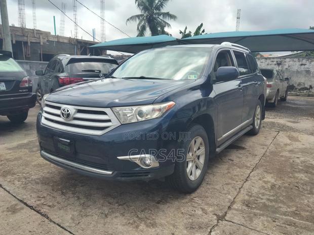 Toyota Highlander 2013 Blue