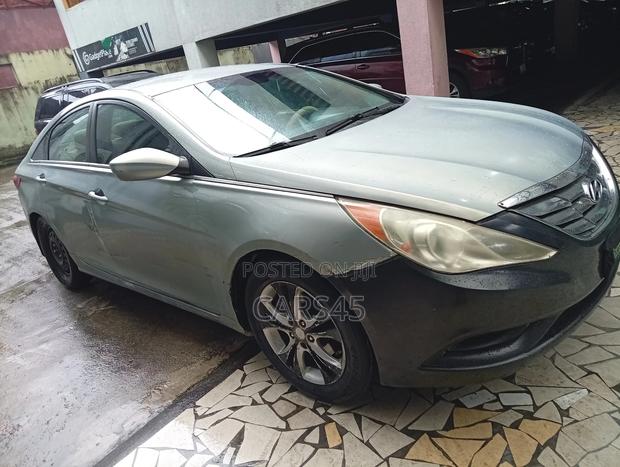 Hyundai Sonata 2012 Silver
