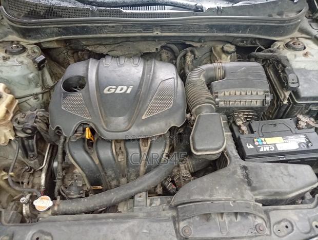 Hyundai Sonata 2012 Silver