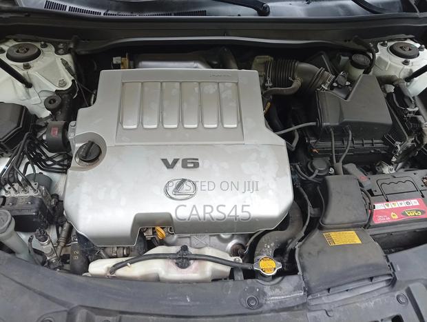 Lexus ES 2014 White