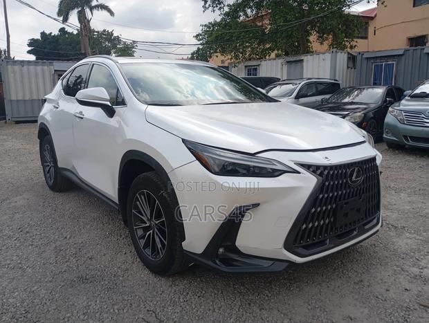 Lexus LX 2024 White