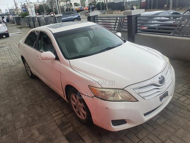 Toyota Camry 2011 White