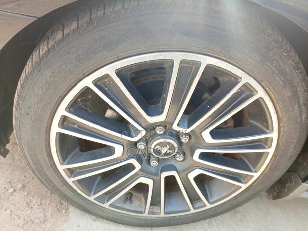 Ford Mustang 2010 Black