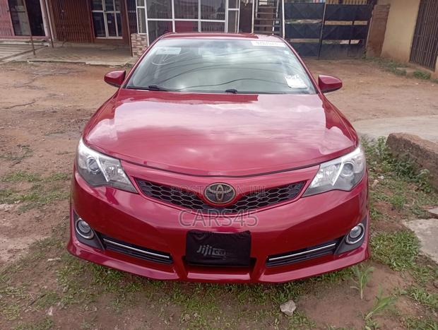 Toyota Camry 2013 Red