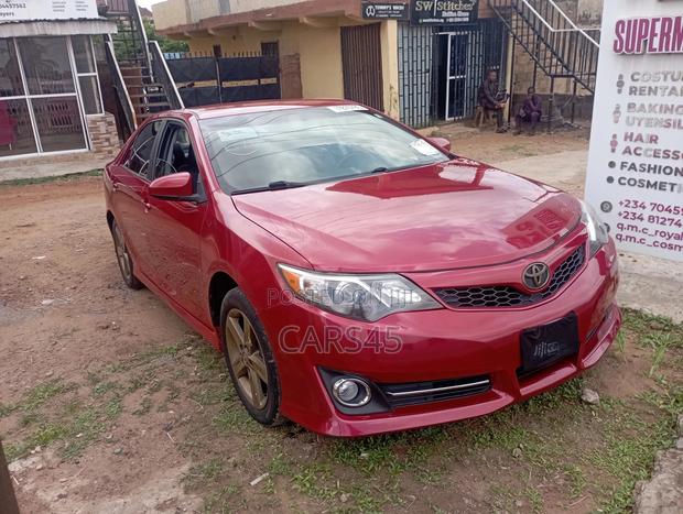 Toyota Camry 2013 Red