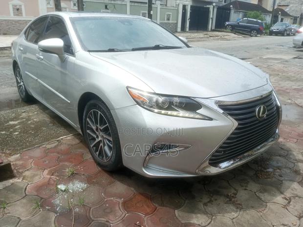 Lexus ES 2016 Silver