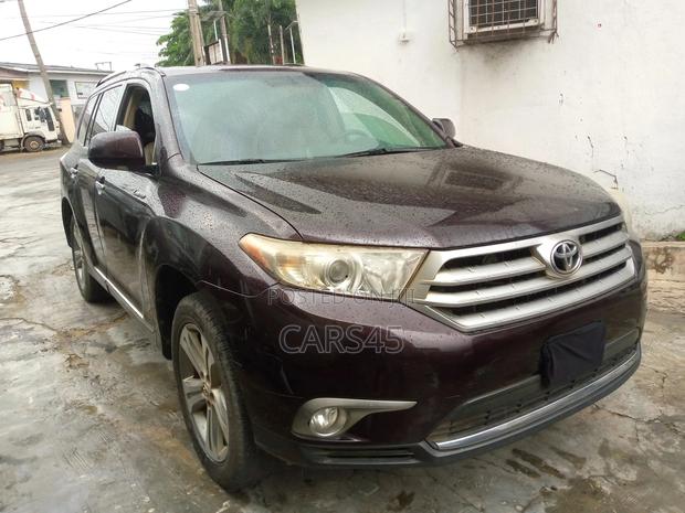 Toyota Highlander 2012 Burgandy