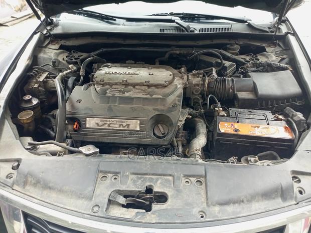Honda Accord 2010 Black
