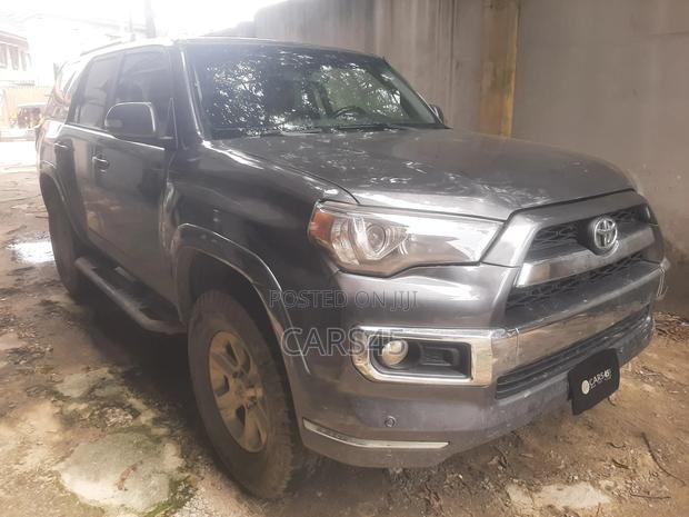 Toyota 4-Runner 2016 Gray