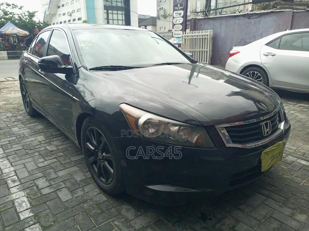 Honda Accord 2010 Black