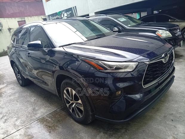 Toyota Highlander 2022 Black
