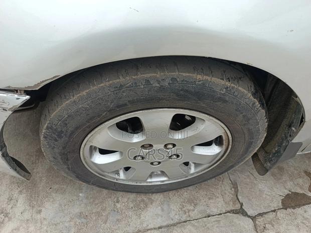 Honda Accord 2004 Silver