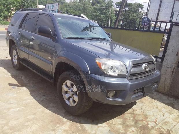 Toyota 4-Runner 2008 Gray