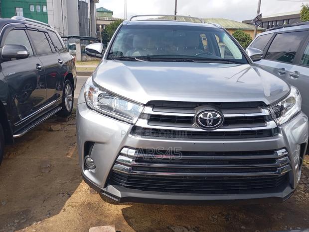 Toyota Highlander 2016 Gray