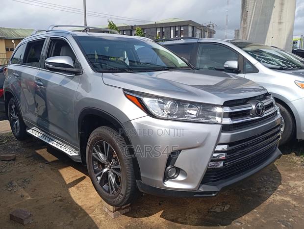 Toyota Highlander 2016 Gray