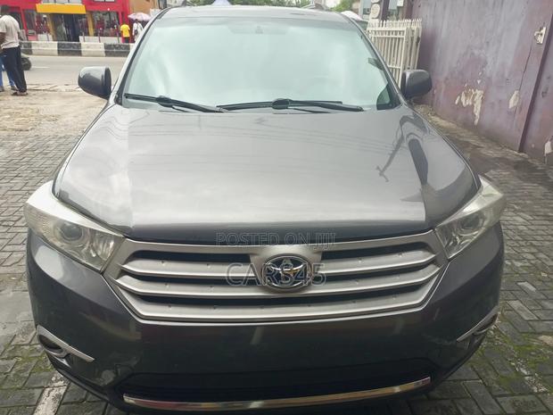 Toyota Highlander 2013 Silver