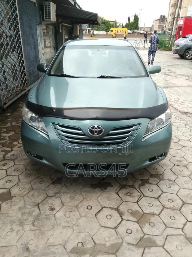 Toyota Camry 2009 Green