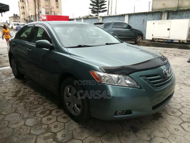 Toyota Camry 2009 Green