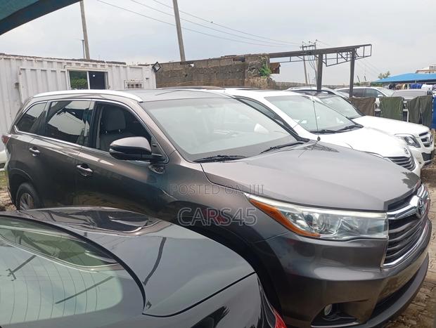 Toyota Highlander 2015 Gray