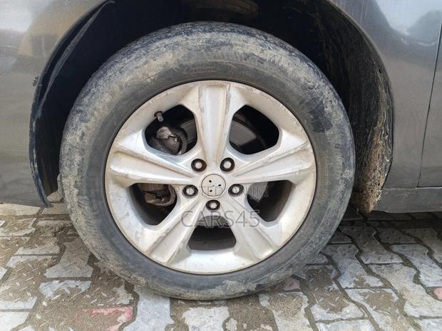Toyota Camry 2010 Gray