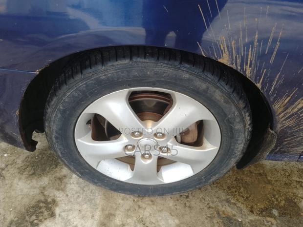 Hyundai Elantra 2010 Blue