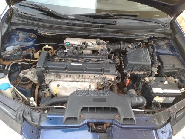 Hyundai Elantra 2010 Blue