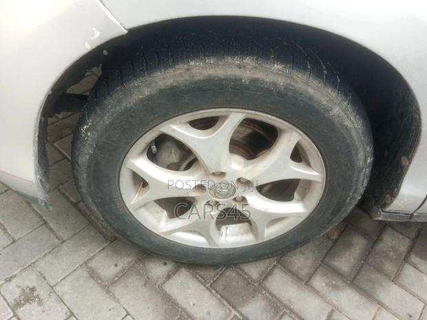Toyota Previa 2012 Silver