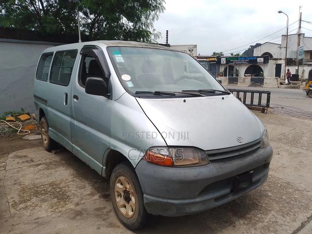 Toyota Harrier 1997 Green