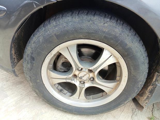 Toyota Avensis 2008 Gray